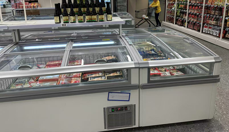 What is the reason for the refrigerator display cabinet not cooling? How to repa